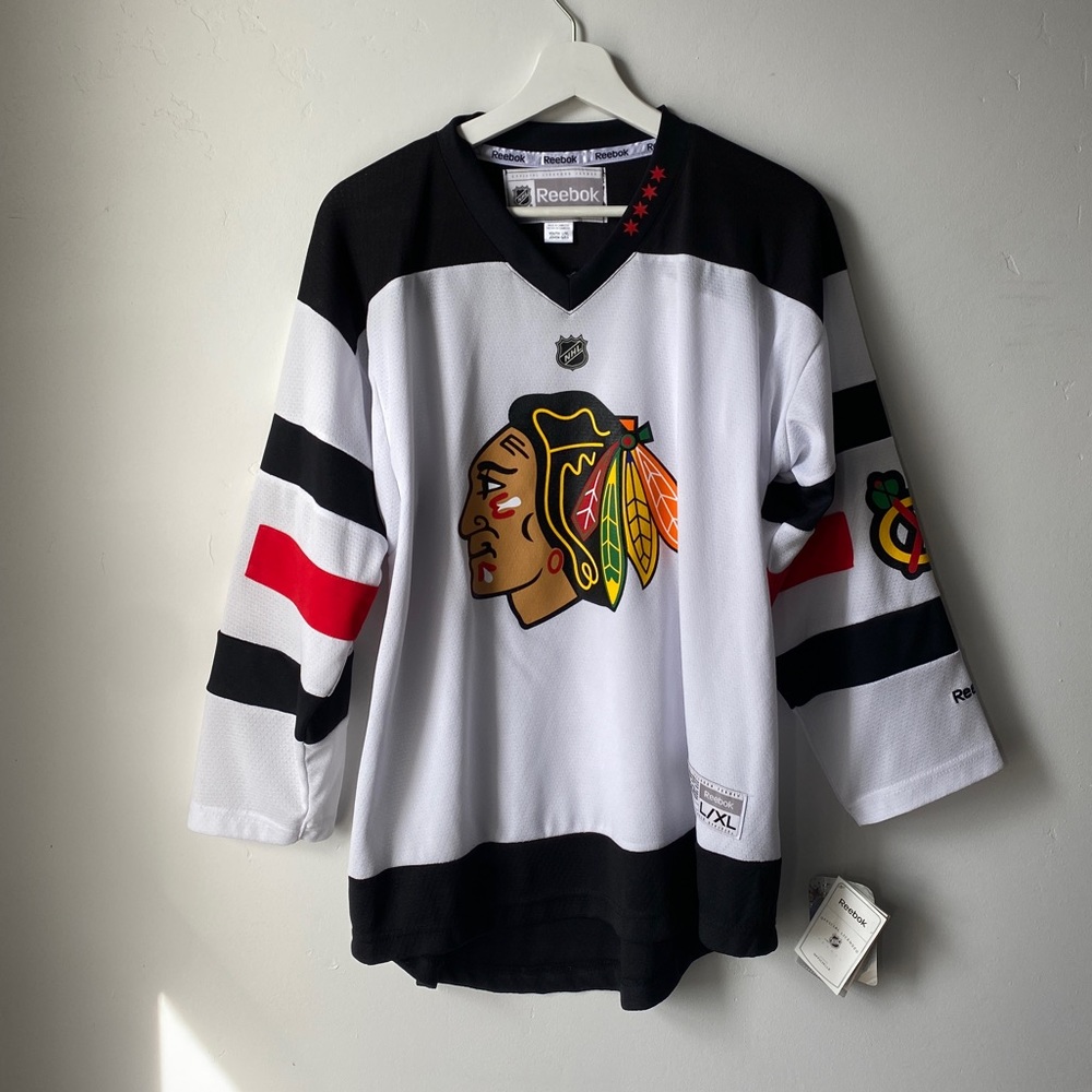 Reebok Chicago Blackhawk’s hockey jersey size L/XL